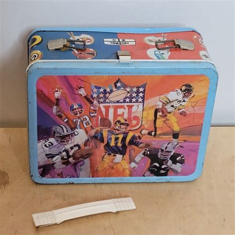 Vintage Metal Lunch Box 1978 NFL Football Teams Edge Wear 